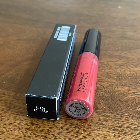 MAC Ready to Roam Lipglass - Picture 3 of 5